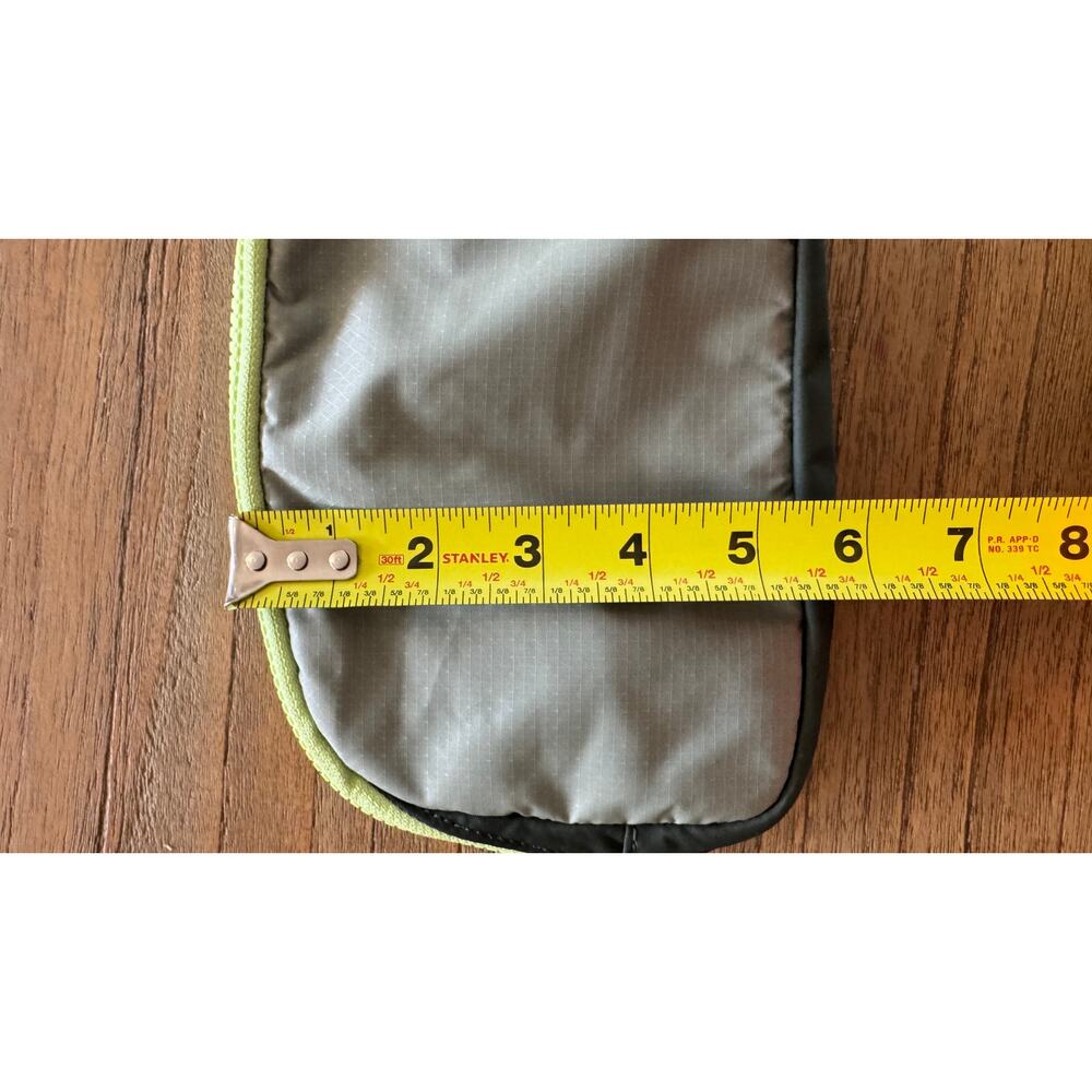 Lululemon Everywhere Belt Bag - Picture 6 of 7